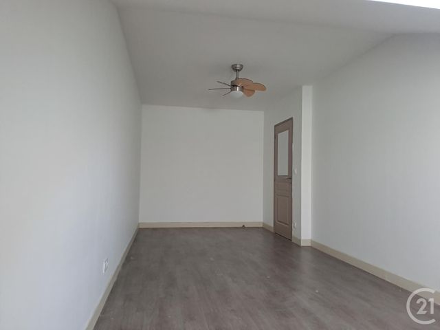 Appartement Duplex &agrave; louer - 3 pi&egrave;ces - 85 m2 - Auxerre - 89 - BOURGOGNE