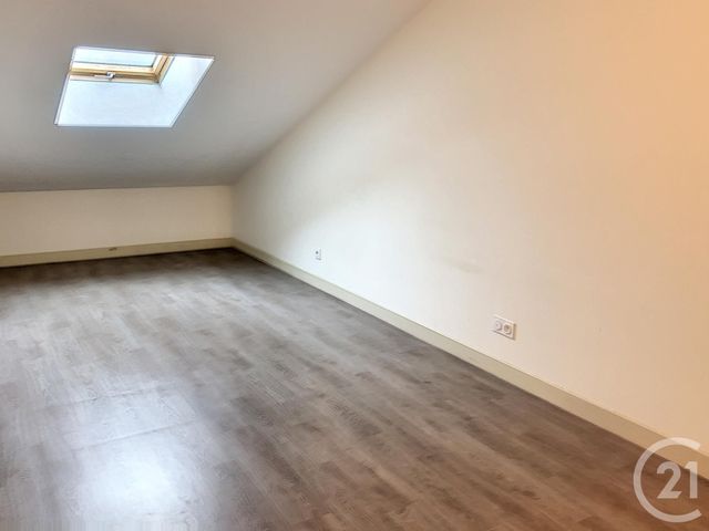 Appartement Duplex à louer - 3 pièces - 85 m2 - Auxerre - 89 - BOURGOGNE