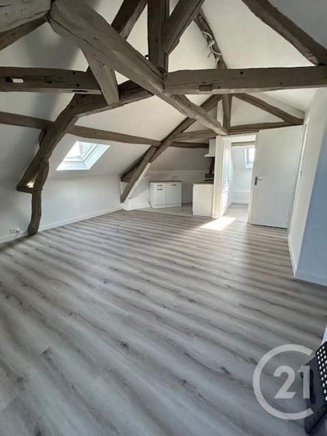 Afficher la photo en grand Appartement à vendre - 2 pièces - 27 m2 - Auxerre - 89 - BOURGOGNE