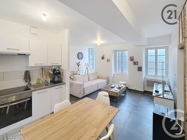 Appartement F2 à vendre - 3 pièces - 52 m2 - Auxerre - 89 - BOURGOGNE