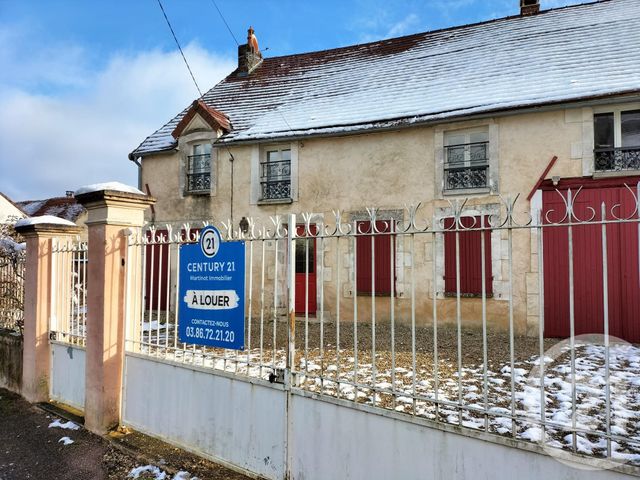 Maison &agrave; louer - 4 pi&egrave;ces - 151,79 m2 - Bleigny Le Carreau - 89 - BOURGOGNE