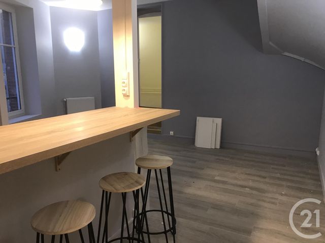 Appartement F2 à louer - 2 pièces - 50 m2 - Auxerre - 89 - BOURGOGNE