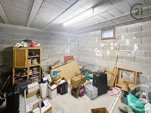 Appartement F4 à vendre - 4 pièces - 67,57 m2 - St Georges Sur Baulche - 89 - BOURGOGNE