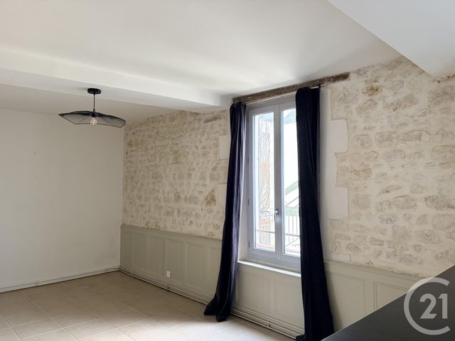 Appartement T3 &agrave; louer - 3 pi&egrave;ces - 47,78 m2 - Auxerre - 89 - BOURGOGNE
