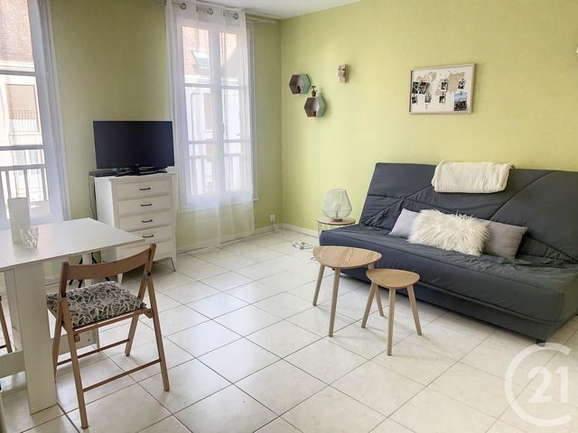 Appartement F1 à louer AUXERRE