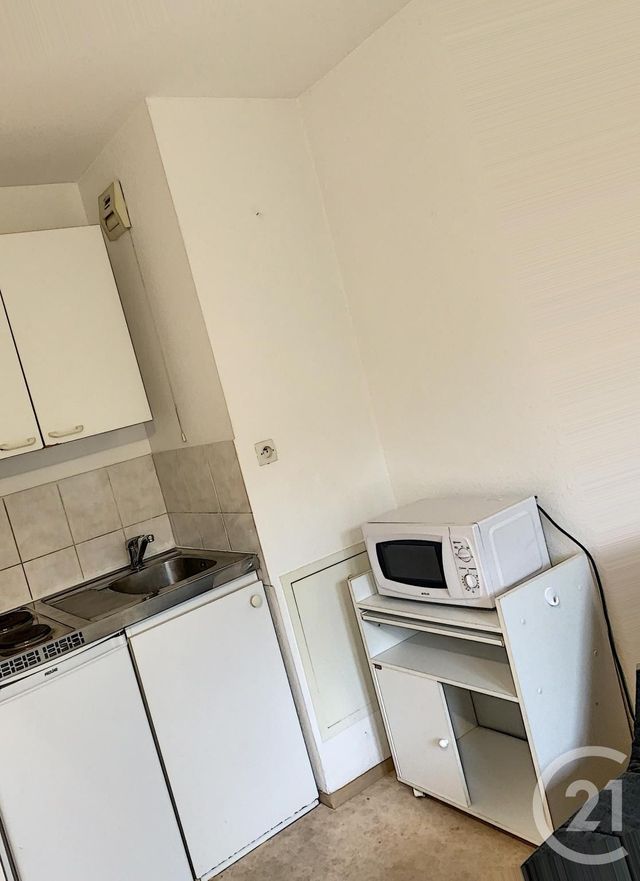 Appartement F1 &agrave; louer - 1 pi&egrave;ce - 19 m2 - Auxerre - 89 - BOURGOGNE
