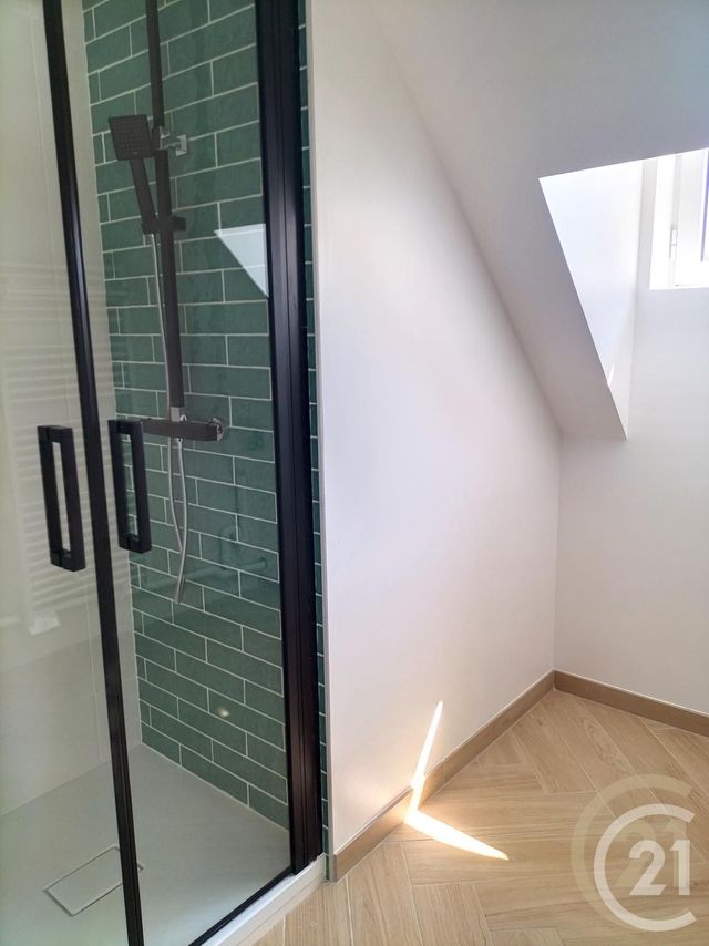 Appartement F2 &agrave; louer - 2 pi&egrave;ces - 68 m2 - Auxerre - 89 - BOURGOGNE