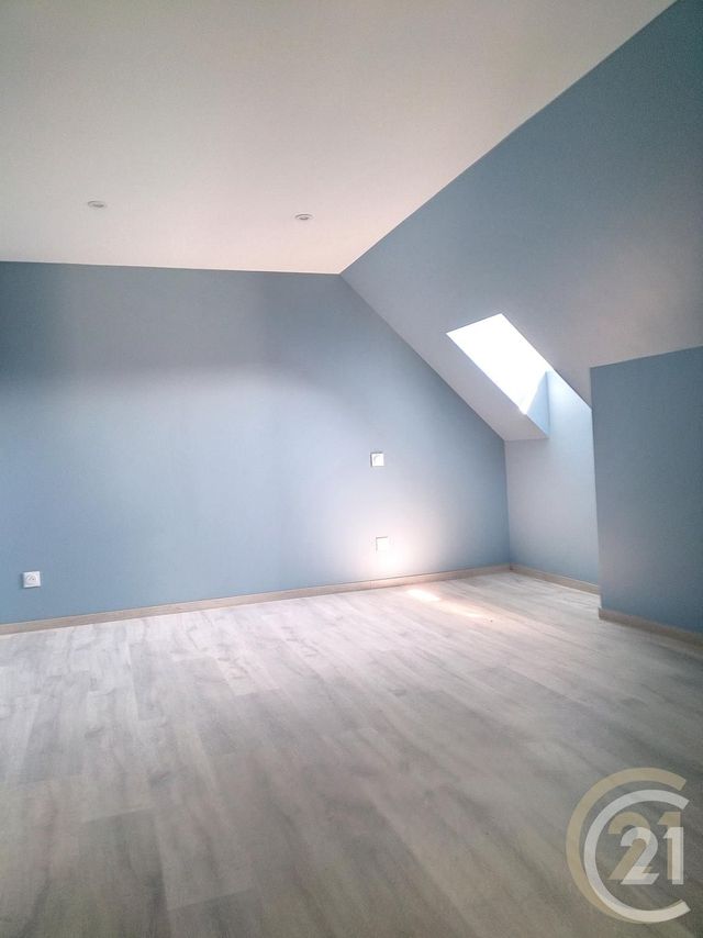 Appartement F2 &agrave; louer - 2 pi&egrave;ces - 68 m2 - Auxerre - 89 - BOURGOGNE