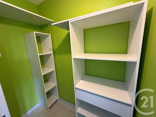 Appartement F3 &agrave; louer - 3 pi&egrave;ces - 50 m2 - St Georges Sur Baulche - 89 - BOURGOGNE