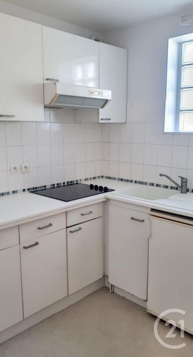 Appartement F2 &agrave; louer - 2 pi&egrave;ces - 42 m2 - Auxerre - 89 - BOURGOGNE