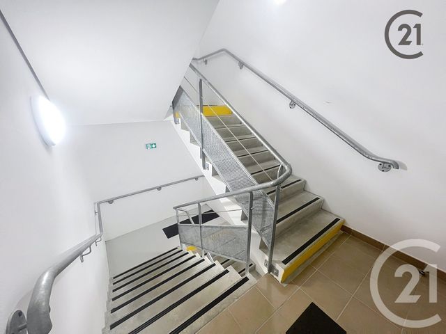 Appartement F3 &agrave; vendre - 3 pi&egrave;ces - 60,89 m2 - Auxerre - 89 - BOURGOGNE