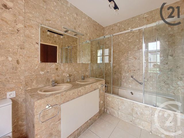 Maison &agrave; vendre - 8 pi&egrave;ces - 210 m2 - 89 - BOURGOGNE