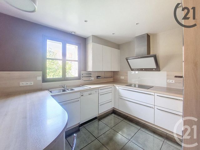 Maison &agrave; vendre - 8 pi&egrave;ces - 210 m2 - 89 - BOURGOGNE