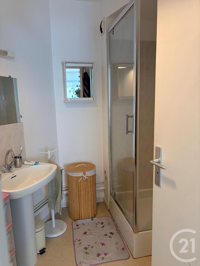 Appartement Studio &agrave; louer - 1 pi&egrave;ce - 34 m2 - Auxerre - 89 - BOURGOGNE