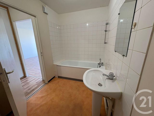 Appartement F1 &agrave; louer - 1 pi&egrave;ce - 33 m2 - Auxerre - 89 - BOURGOGNE