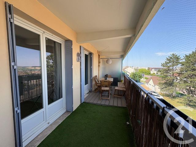 Appartement T3 &agrave; louer - 3 pi&egrave;ces - 77 m2 - Auxerre - 89 - BOURGOGNE