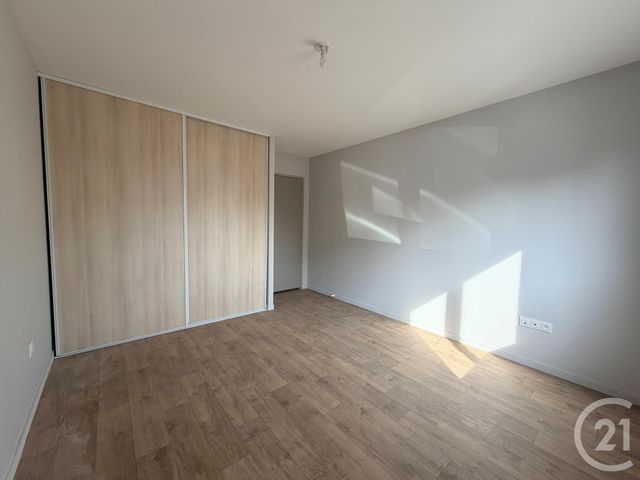 Appartement F3 &agrave; louer - 3 pi&egrave;ces - 67 m2 - Auxerre - 89 - BOURGOGNE