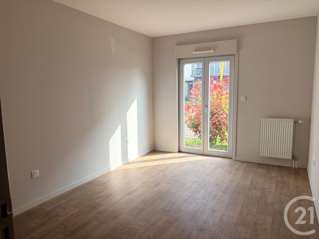 Appartement F3 &agrave; louer - 3 pi&egrave;ces - 88 m2 - Auxerre - 89 - BOURGOGNE