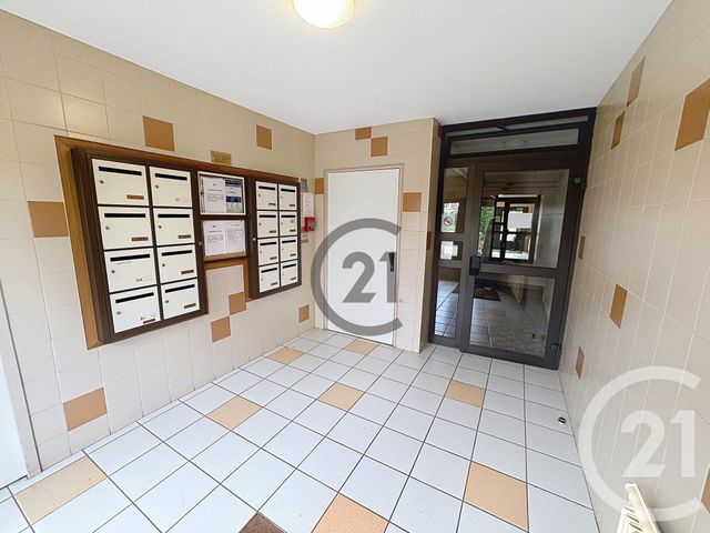 Appartement F3 &agrave; vendre - 3 pi&egrave;ces - 87,89 m2 - 89 - BOURGOGNE