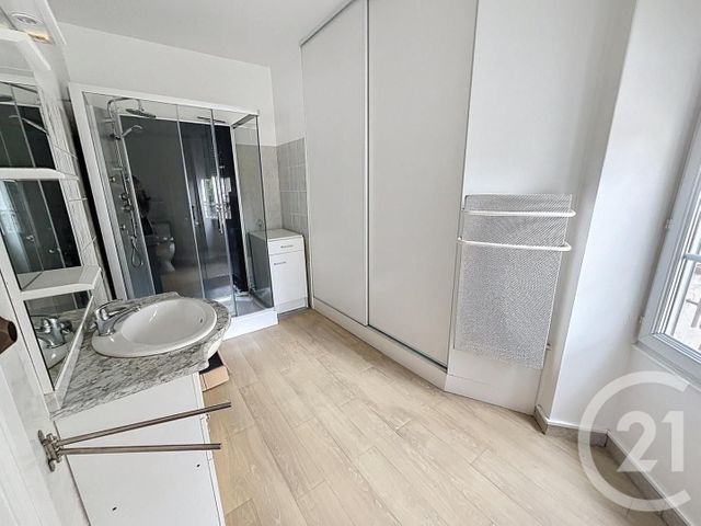 Appartement T2 &agrave; louer - 2 pi&egrave;ces - 34 m2 - Auxerre - 89 - BOURGOGNE