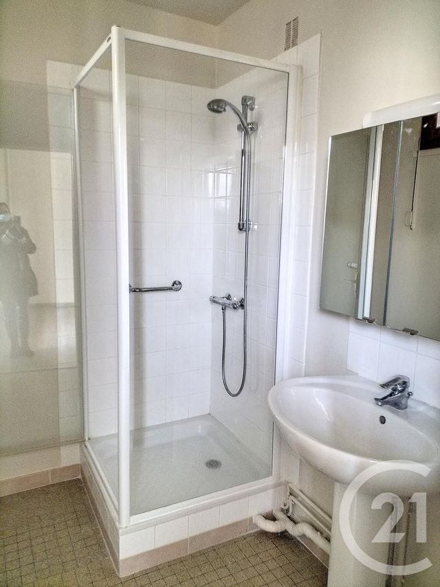 Appartement F2 &agrave; louer - 2 pi&egrave;ces - 51,60 m2 - Auxerre - 89 - BOURGOGNE