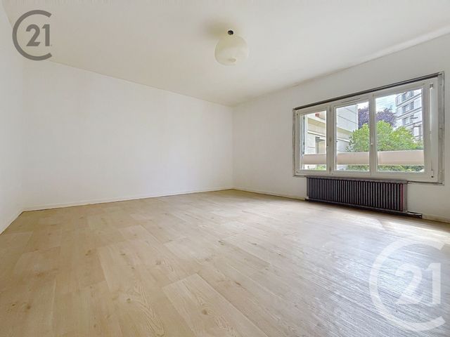 Appartement F2 à vendre None