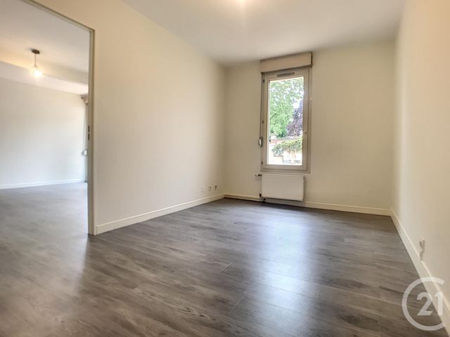 Appartement F2 &agrave; louer - 2 pi&egrave;ces - 60 m2 - Auxerre - 89 - BOURGOGNE