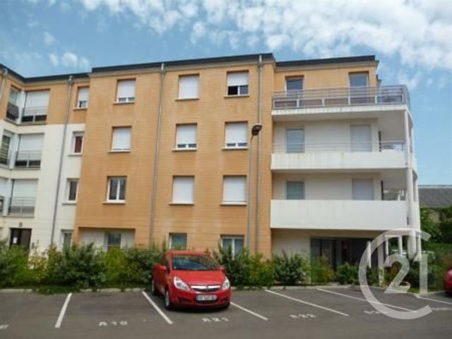 Appartement &agrave; louer - 3 pi&egrave;ces - 65,20 m2 - Auxerre - 89 - BOURGOGNE
