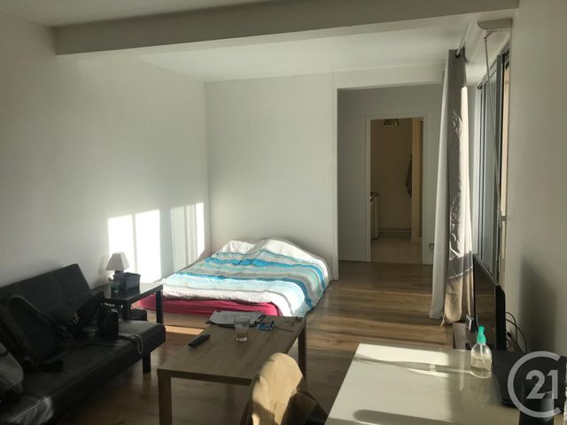 Appartement F1 à louer AUXERRE