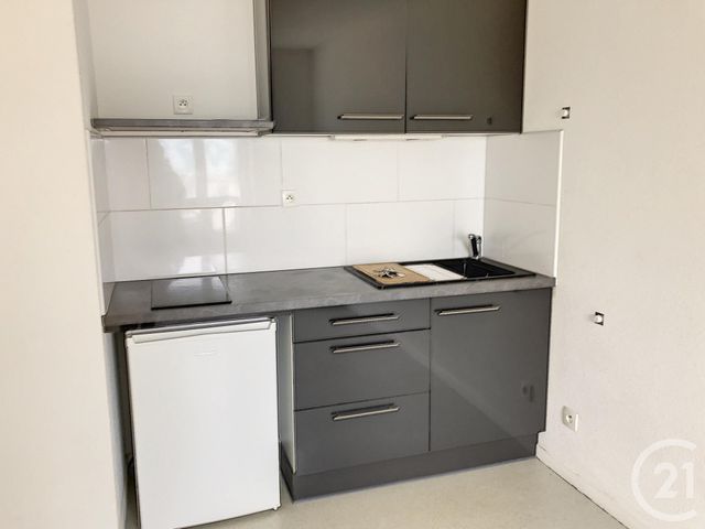 Appartement Studio &agrave; louer - 1 pi&egrave;ce - 22 m2 - Auxerre - 89 - BOURGOGNE