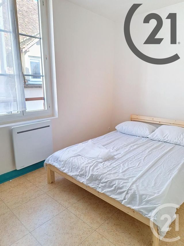 Appartement F2 &agrave; louer - 2 pi&egrave;ces - 37 m2 - Auxerre - 89 - BOURGOGNE