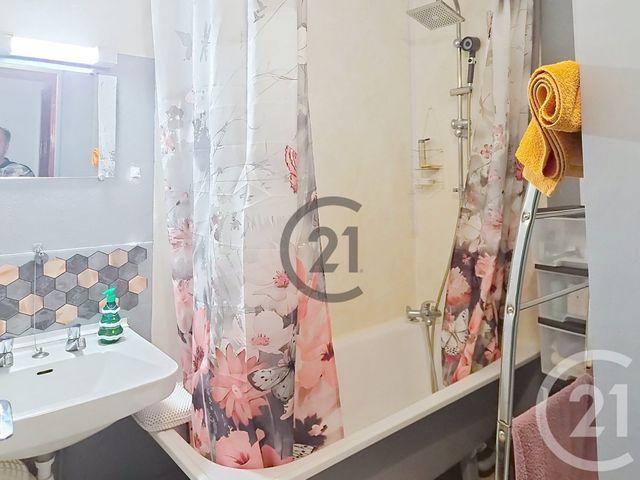 Appartement F5 &agrave; vendre - 5 pi&egrave;ces - 83,53 m2 - Auxerre - 89 - BOURGOGNE