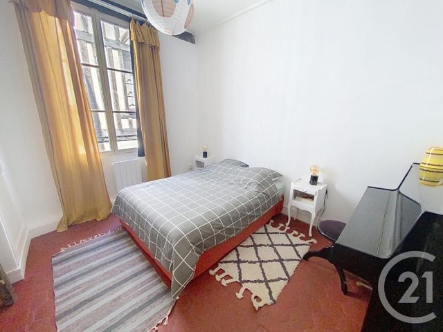Appartement T4 &agrave; louer - 4 pi&egrave;ces - 59 m2 - Joigny - 89 - BOURGOGNE