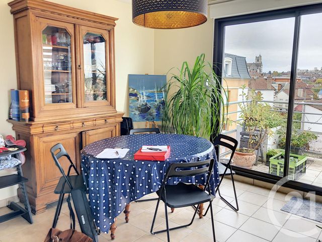 Appartement F3 &agrave; louer - 3 pi&egrave;ces - 68,40 m2 - Auxerre - 89 - BOURGOGNE