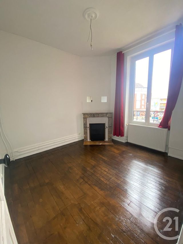 Maison &agrave; louer - 4 pi&egrave;ces - 74 m2 - Auxerre - 89 - BOURGOGNE