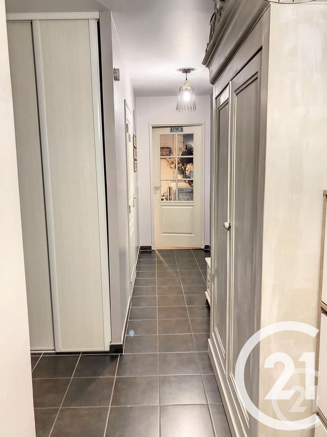 Appartement F3 &agrave; louer - 4 pi&egrave;ces - 82,30 m2 - Auxerre - 89 - BOURGOGNE