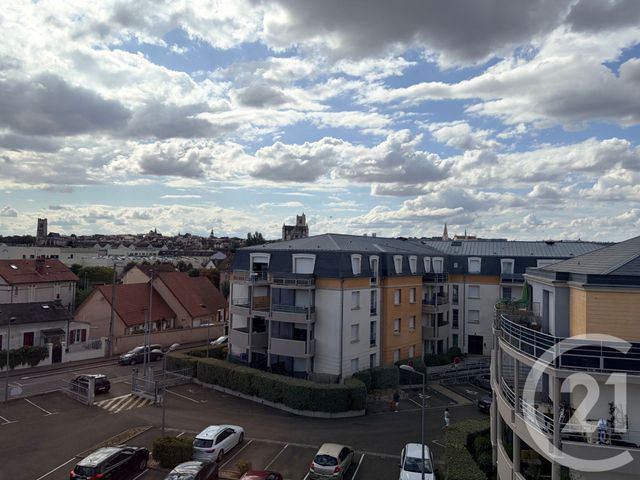 Appartement F4 &agrave; louer - 4 pi&egrave;ces - 82,28 m2 - Auxerre - 89 - BOURGOGNE