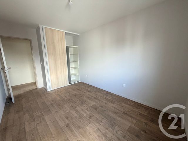 Appartement F4 &agrave; louer - 4 pi&egrave;ces - 82,28 m2 - Auxerre - 89 - BOURGOGNE