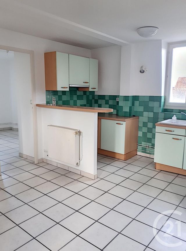 Appartement T3 &agrave; louer - 3 pi&egrave;ces - 52,60 m2 - Auxerre - 89 - BOURGOGNE