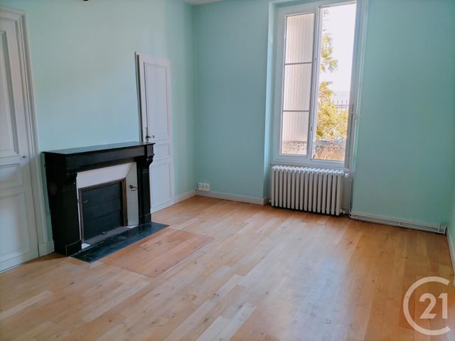 Appartement F3 &agrave; louer - 3 pi&egrave;ces - 57,45 m2 - Auxerre - 89 - BOURGOGNE