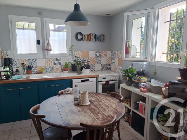 Maison &agrave; louer - 5 pi&egrave;ces - 140,85 m2 - Auxerre - 89 - BOURGOGNE