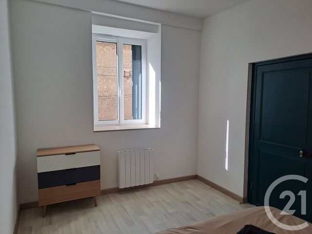 Appartement F3 &agrave; louer - 3 pi&egrave;ces - 51 m2 - Vincelottes - 89 - BOURGOGNE