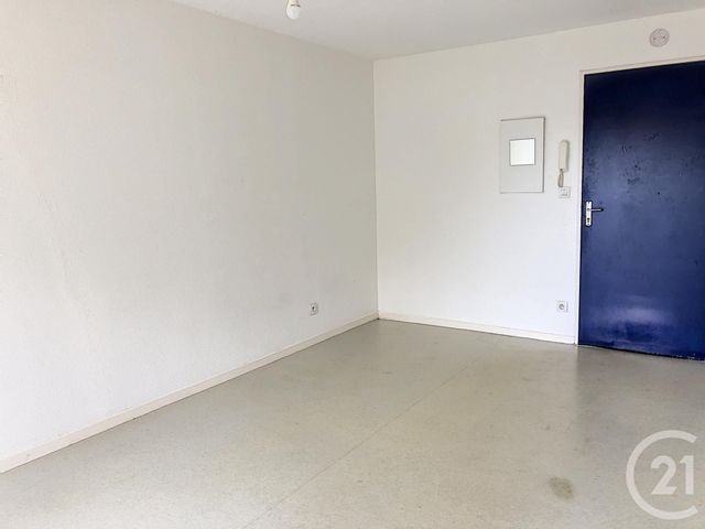 Appartement Studio &agrave; louer - 1 pi&egrave;ce - 24 m2 - Auxerre - 89 - BOURGOGNE