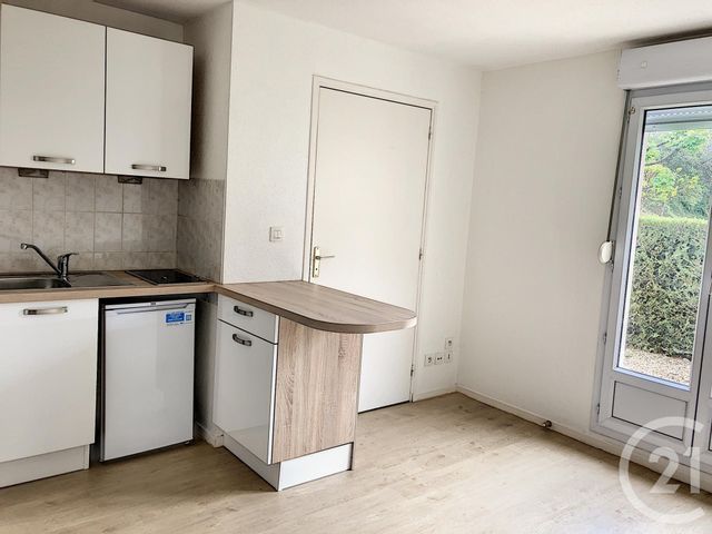 Appartement Studio &agrave; louer - 1 pi&egrave;ce - 24 m2 - Auxerre - 89 - BOURGOGNE