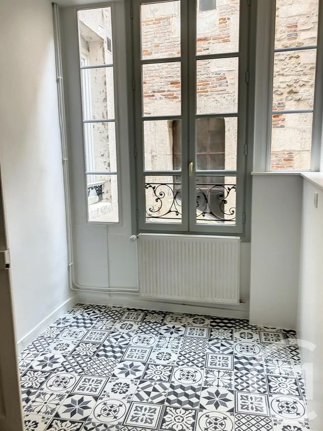 Appartement F3 &agrave; louer - 3 pi&egrave;ces - 57,91 m2 - Auxerre - 89 - BOURGOGNE