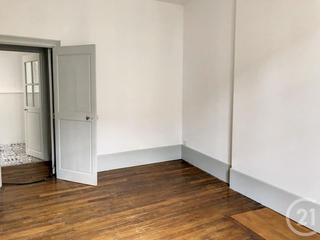 Appartement F3 &agrave; louer - 3 pi&egrave;ces - 57,91 m2 - Auxerre - 89 - BOURGOGNE