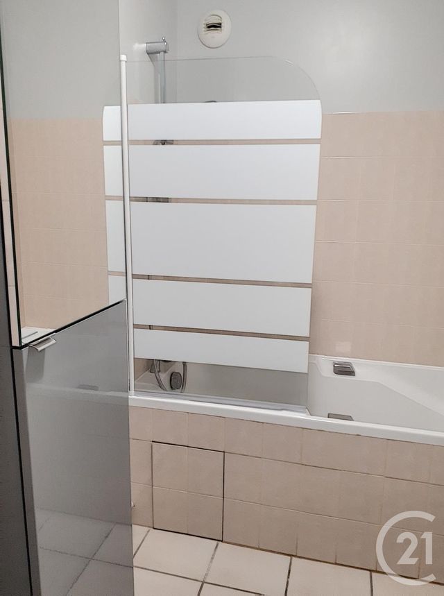 Appartement F2 &agrave; louer - 2 pi&egrave;ces - 49,50 m2 - Auxerre - 89 - BOURGOGNE