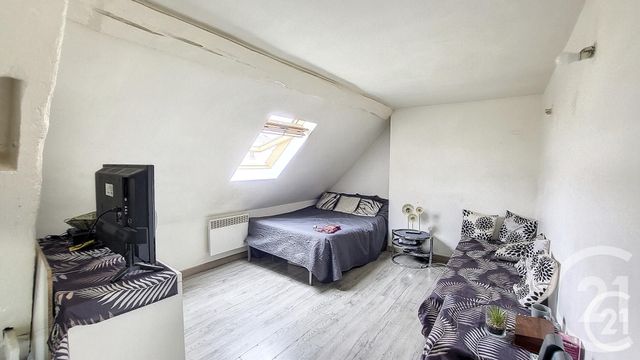 Appartement F2 à vendre - 2 pièces - 26 m2 - Montereau Fault Yonne - 77 - ILE-DE-FRANCE