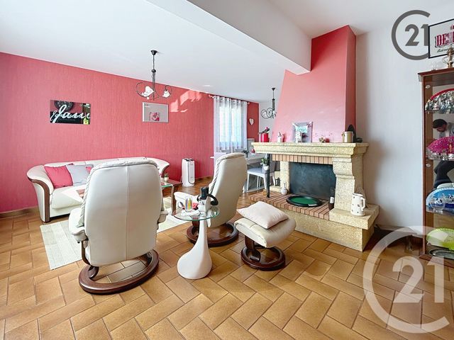 Maison à vendre - 5 pièces - 135,58 m2 - St Germain Laval - 77 - ILE-DE-FRANCE