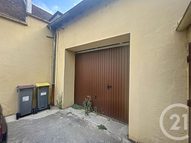 Afficher la photo en grand Appartement F3 à vendre - 3 pièces - 69,53 m2 - Montereau Fault Yonne - 77 - ILE-DE-FRANCE